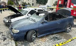 Uşak’ta, kocasını şikayet eden kadının evi ve arabaları kundaklandı!