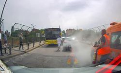 Trafikte film gibi kavga: Bıçakla gelen adamı yangın tüpüyle durdurdu!
