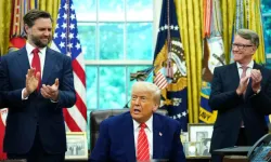 Trump, İngiltere ile imzalanan anlaşmayı duyurdu: ''Yeni bir ekonomik ortaklık çağı başlıyor!''