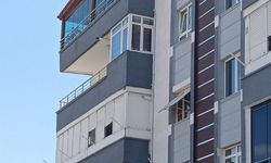 Ailesi 'eski kocanla barış' dedi, aşağı atladı!