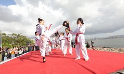 İzmir Bayraklı'da bayrama özel müzik ve spor dolu coşkulu kutlama!