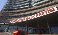 Yolsuzluk soruşturması derinleşiyor: CHP İstanbul’da olağanüstü toplanıyor!