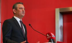 CHP lideri Özgür Özel'den Anneler Günü mesajı: "Her anne kaderi değiştirir!
