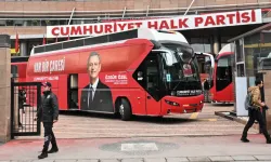 CHP'nin otobüsü şoförsüz kaldı!