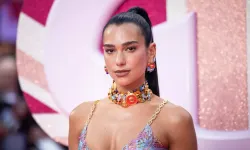 Dua Lipa tarihe geçti: O listedeki en genç isim oldu!