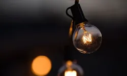 İzmir’in 13 ilçesi elektriksiz kalacak: İşte mahalle mahalle kesinti yerleri! 12 Nisan 2025