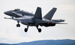 Finlandiya Hava Kuvvetleri bir savaş uçağının yere çakıldığını duyurdu