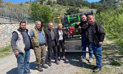İzmir Güzelbahçe'de ilaçlama makineleriyle çiftçilere tarımsal kolaylık!