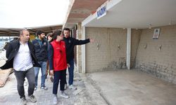 İzmir Çeşme'de plajlara yaz dokunuşu