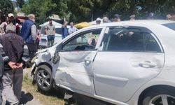 İzmir Aliağa'da feci kaza: 1 ölü, 2 yaralı!