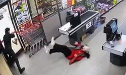 Yabancı uyruklu şahıs, kadın kasiyeri tekme tokat dövdü!