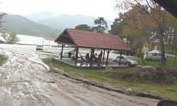 Kütahya'da deprem sonrası vatandaş diken üstünde! Yaylaya akın ettiler