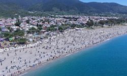 İzmir Özdere'de uçurtmalar gökyüzünü renklendirdi!