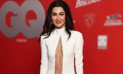 Nesrin Cavadzade’den iddialı yatak paylaşımı!