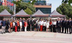 İzmir KOSBİ gençliği 19 Mayıs’ta bilimin ışığında parladı!