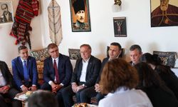 Başkan Cemil Tugay’dan Özgür Özel’e destek, Yavuz Top’a veda!