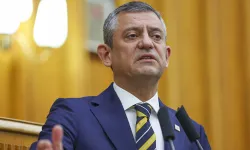 Özgür Özel anket sonuçlarını canlı yayında duyurdu: CHP, AK Parti'nin kaç puan önünde?