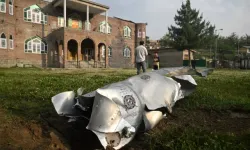 Pakistan uçakları düşürdü: O ülke para kazandı!