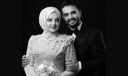 Kadir Ezildi Evlendi: Eşi Gamze Türkmen Kimdir, Kaç Yaşında ve Nereli?
