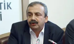 Yıllar önceki konuşması gündem oldu: Sırrı Süreyya Önder "Kürt müsünüz?" sorusuna bakın ne yanıt vermiş!