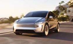 Tesla satışlarında şaşırtan düşüş: Model Y müşteri bulamıyor!