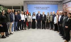 CHP İzmir’de yeni dönem: Yeni başkanlardan Aslanoğlu'na ziyaret!