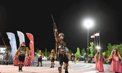 Balıkesir’de Kuvayımilliye zeybekleriyle tarih canlandı!