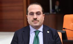 AK Partili Kırkpınar’dan Tugay’a sert çıkış: “İşçinin ekmeğiyle oynanıyor”