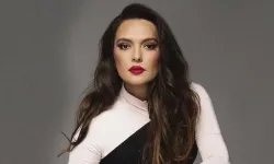 Demet Akalın konser öncesi kaza geçirdi!