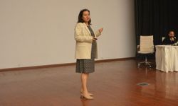 Ege Üniversitesi'nden akılcı yaklaşım: Yapay zeka hayatlarımızı nasıl değiştirecek?