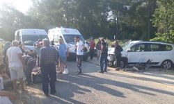 Muğla Ula'da trafik kazası! 9 kişi yaralandı: Trafik aksadı!