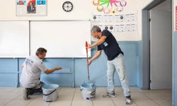 İzmir Narlıdere’de okullara yaz tatili mesaisi