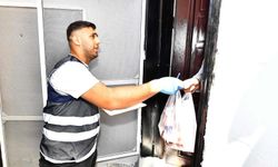 Bağışçılar teslim ediyor, İzmir Büyükşehir dağıtıyor: Bayram bereketi paylaşılıyor!