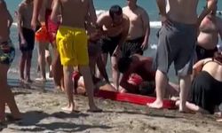 Samsun’da denize giren genç boğulma tehlikesi geçirdi