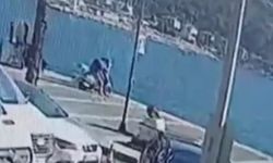 İzmir'de bir anlık dalgınlık sonucu sürücü motosikletiyle birlikte denize daldı!