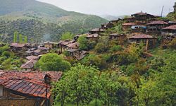 İzmir'in hayalet köyünde 15 kişi yaşıyor: Yok oluş 30 yıl önce başladı!