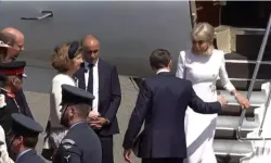 Macron ve eşinden yeni skandal!