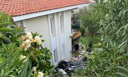 Muğla Marmaris'te feci kaza! Bahçeye uçan araçta ölü ve yaralılar var
