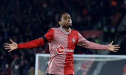 Beşiktaş, Kyle Walker-Peters Transferinden Neden Vazgeçti?