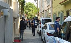 Sağlık ekibine müdahaleyi engelledi, polisle arbedeye girdi!