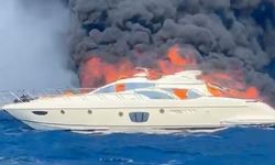 Bodrum'da milyon dolarlık yat alev alev yandı!
