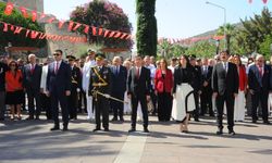 Çeşme’de 30 Ağustos Zaferi Cumhuriyet Meydanı’nda