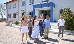 İzmir Çeşme’de 3 okul yeni döneme yenilenmiş sınıflarla başlıyor