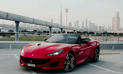 Türkiye, Dubai’yi 5’e katladı! Aynı paraya Türkiye’de 1, Dubai’de 5 Ferrari alınabiliyor