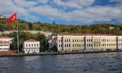 Diploması iptal edilen profesör YÖK ve üniversite kayıtlarında yer alıyor