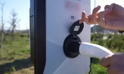 Teknoloji devinden dünyanın ilk 100 megavatlık ultra hızlı şarj istasyonu!