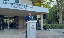 Başkan Cemil Tugay'dan, ilginç çıkış: "Çöplerimizi AK Parti il başkanlığının önüne dökeceğiz!"
