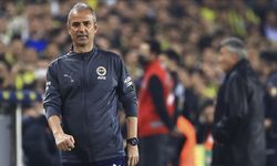 Fenerbahçe’de ibre İsmail Kartal’dan yana