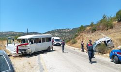 Aydın feci trafik kazası: İncir işçilerini taşıyan minibüs araçla çarpıştı!