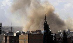 İsrail’den Yemen’e yeni hava saldırısı: Sana’da Husi hedefleri vuruldu!